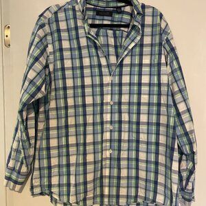 Roundtree & Yorke button down shirt